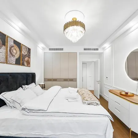 Apartment Bw Royal Dream *